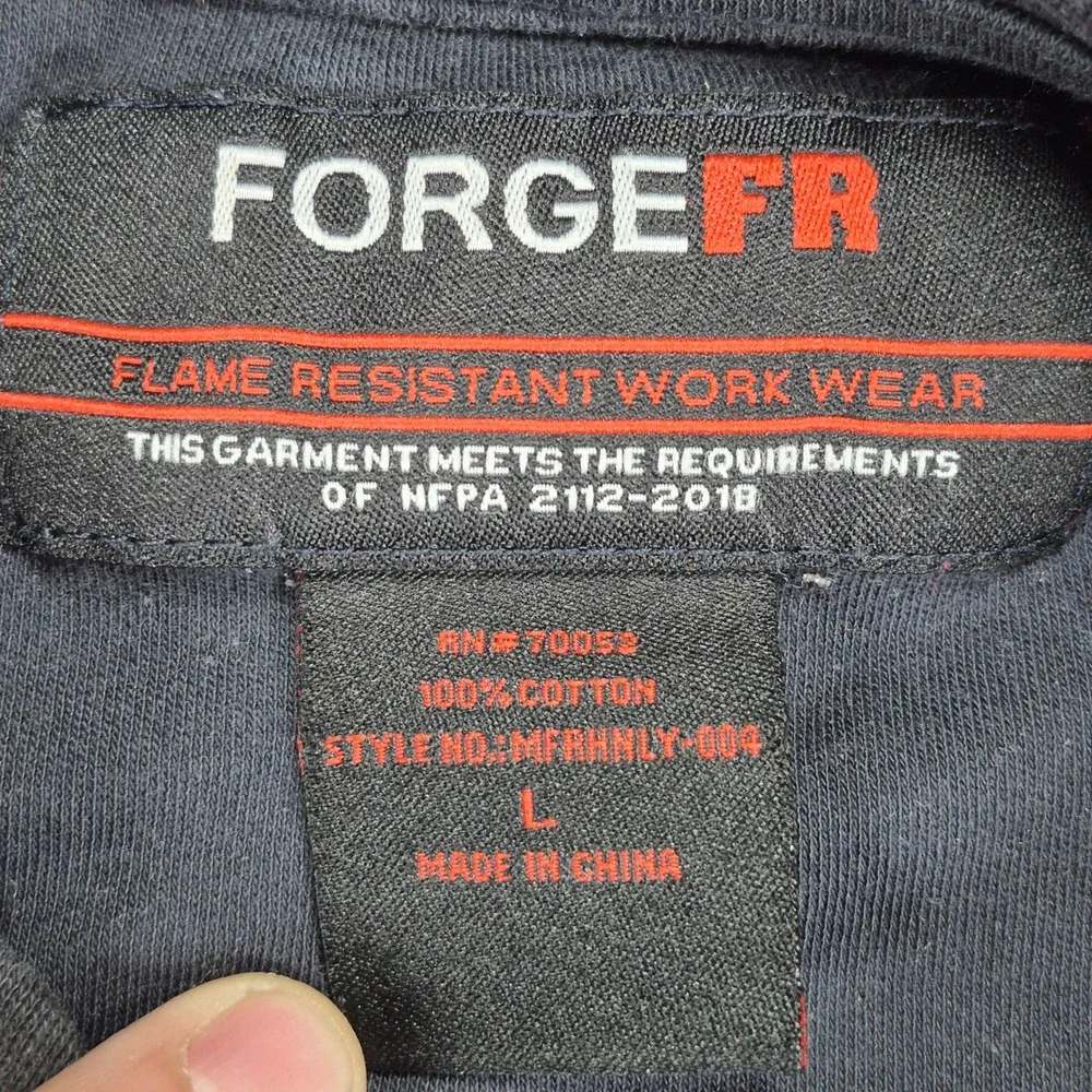 Forge FR Henley‎ Shirt Mens Large Navy Blue Flame Resistant Workwear NFPA 2112